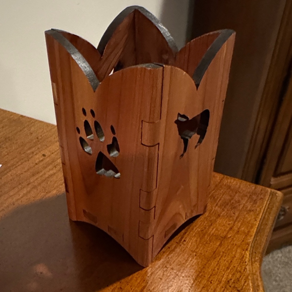 WYTM “WOOD YOU TELL ME “ WOLF PAW PRINT LASER CUT OUT CEDAR USA HOLDER